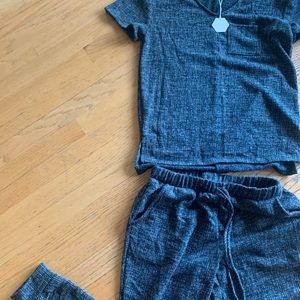 Comfortable Set BRAND NEW tag still on it